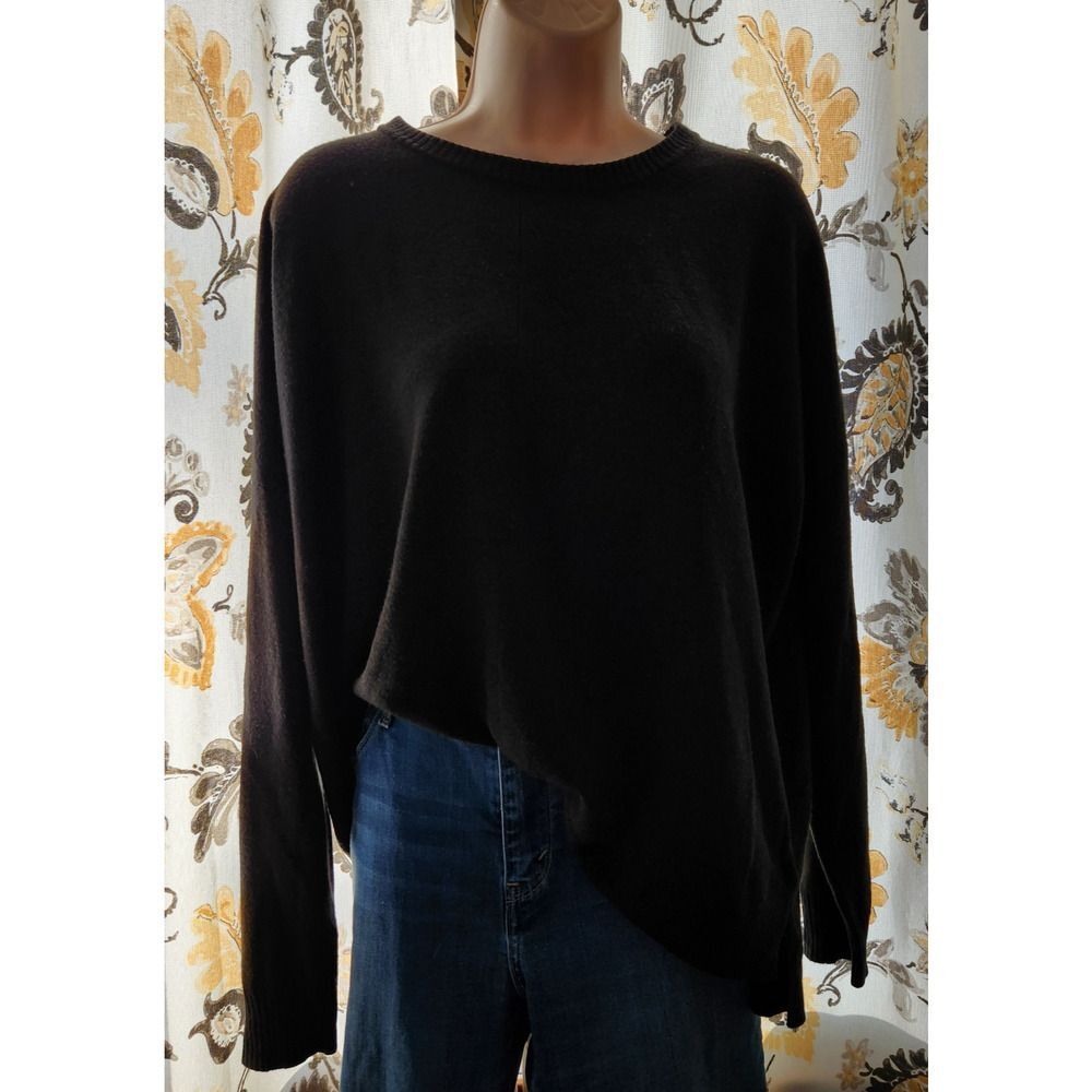 Express Sweater Women's Large Black Pullover Crew Neck Soft Loose fit